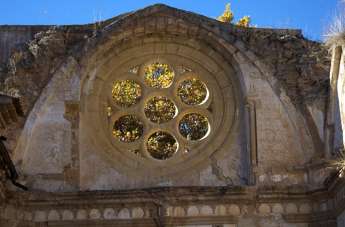 Oculo de la fachada oeste de la iglesia del monasterio de Piedra
